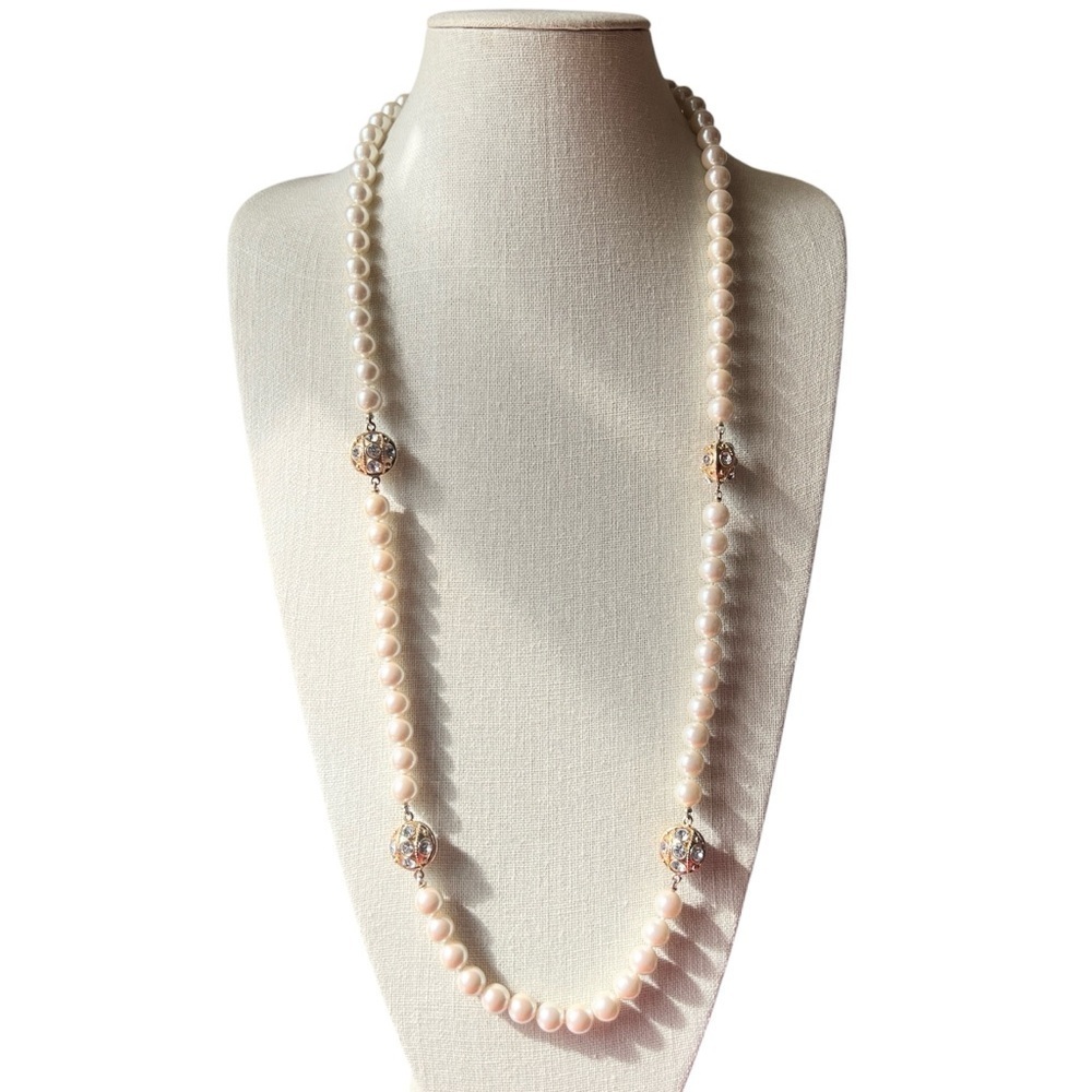 Single Strand Pearl Necklace with Gold and Rhinestone Bead Accents